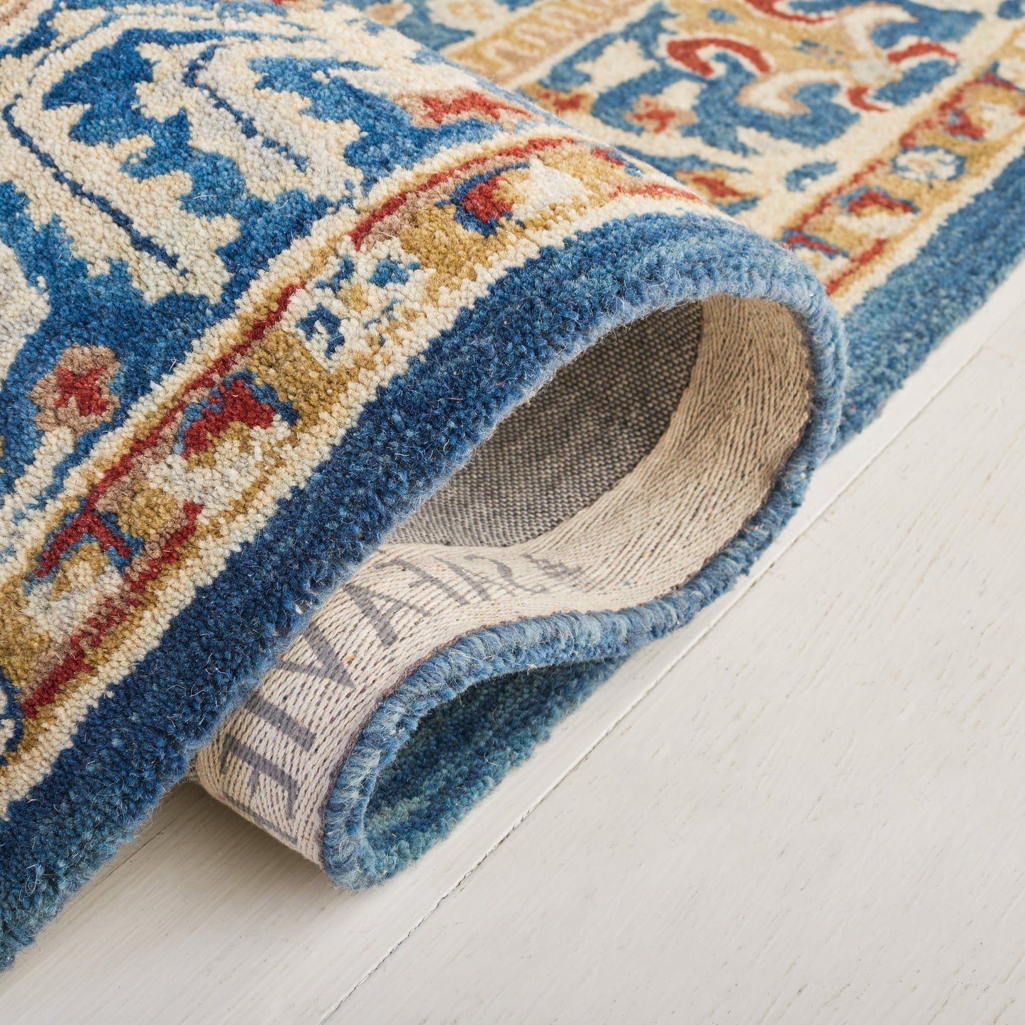 SAFAVIEH Handmade Antiquity Mirosava Traditional Oriental Wool Rug