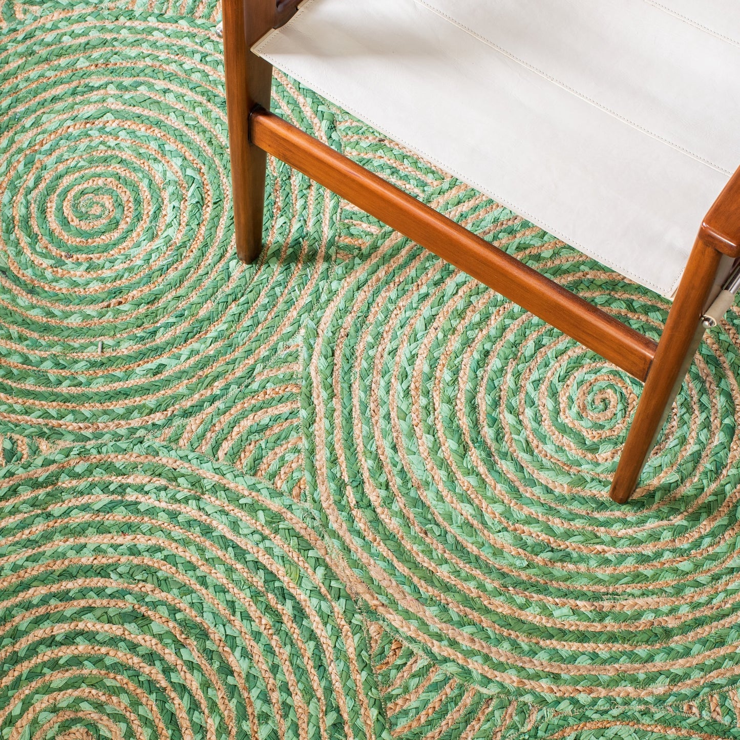 SAFAVIEH Handmade Cape Cod Eulogia Coastal Jute Rug