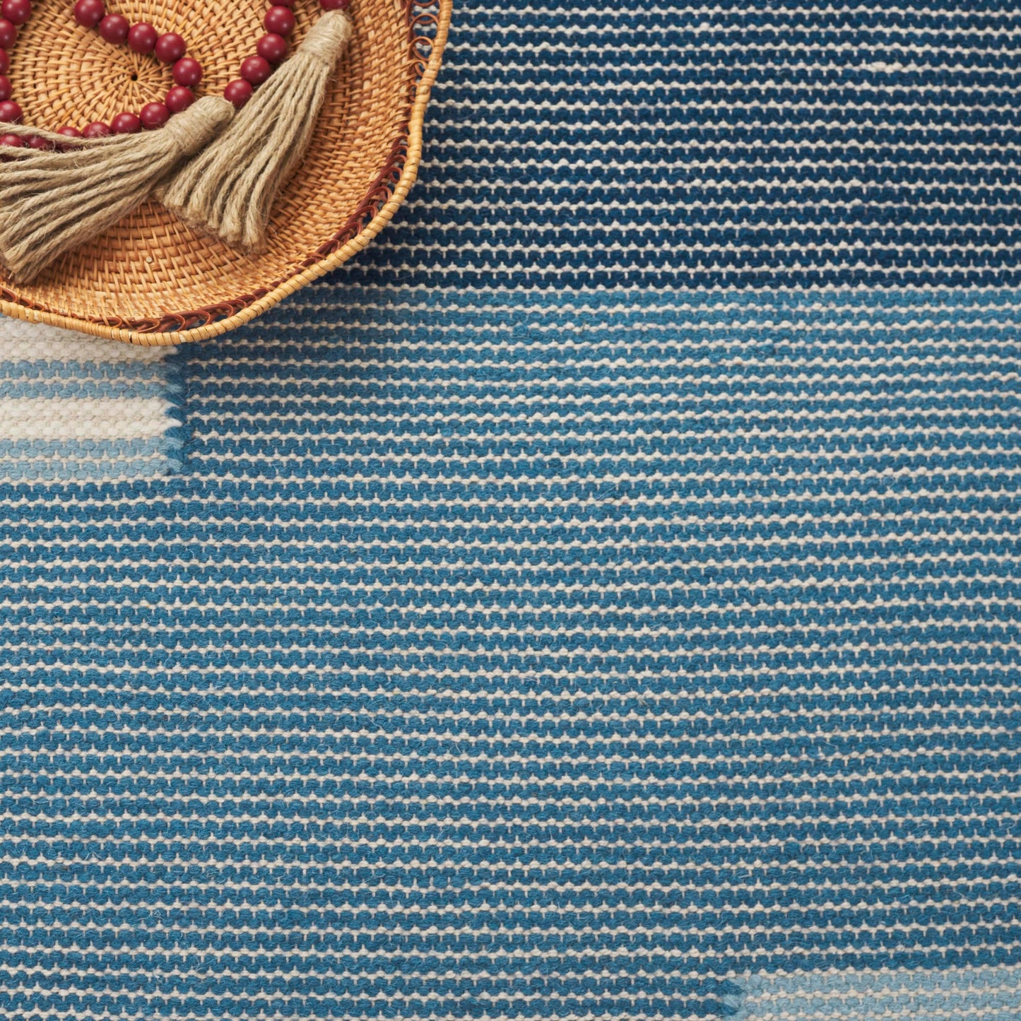SAFAVIEH Handmade Kenya Margrith Modern Tribal Wool Rug
