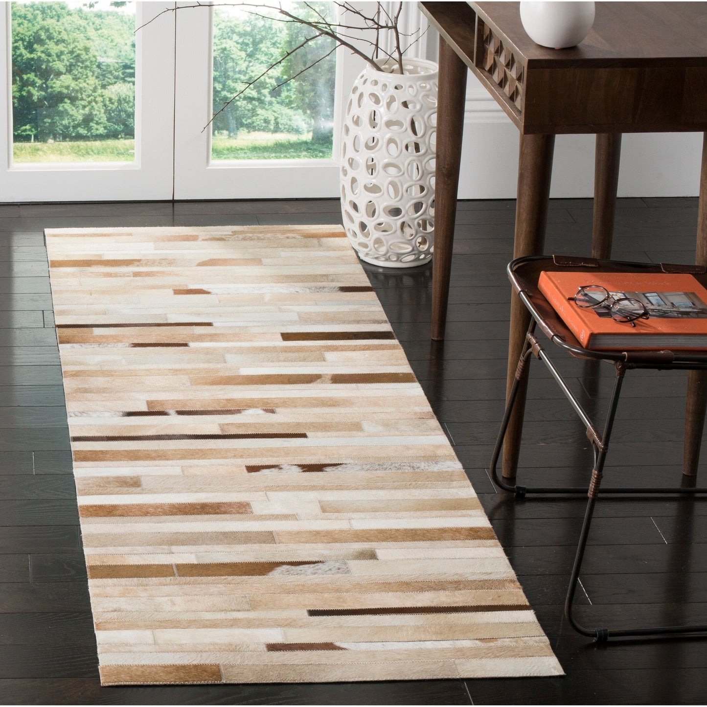 SAFAVIEH Handmade Studio Leather Tennille Modern Leather Rug
