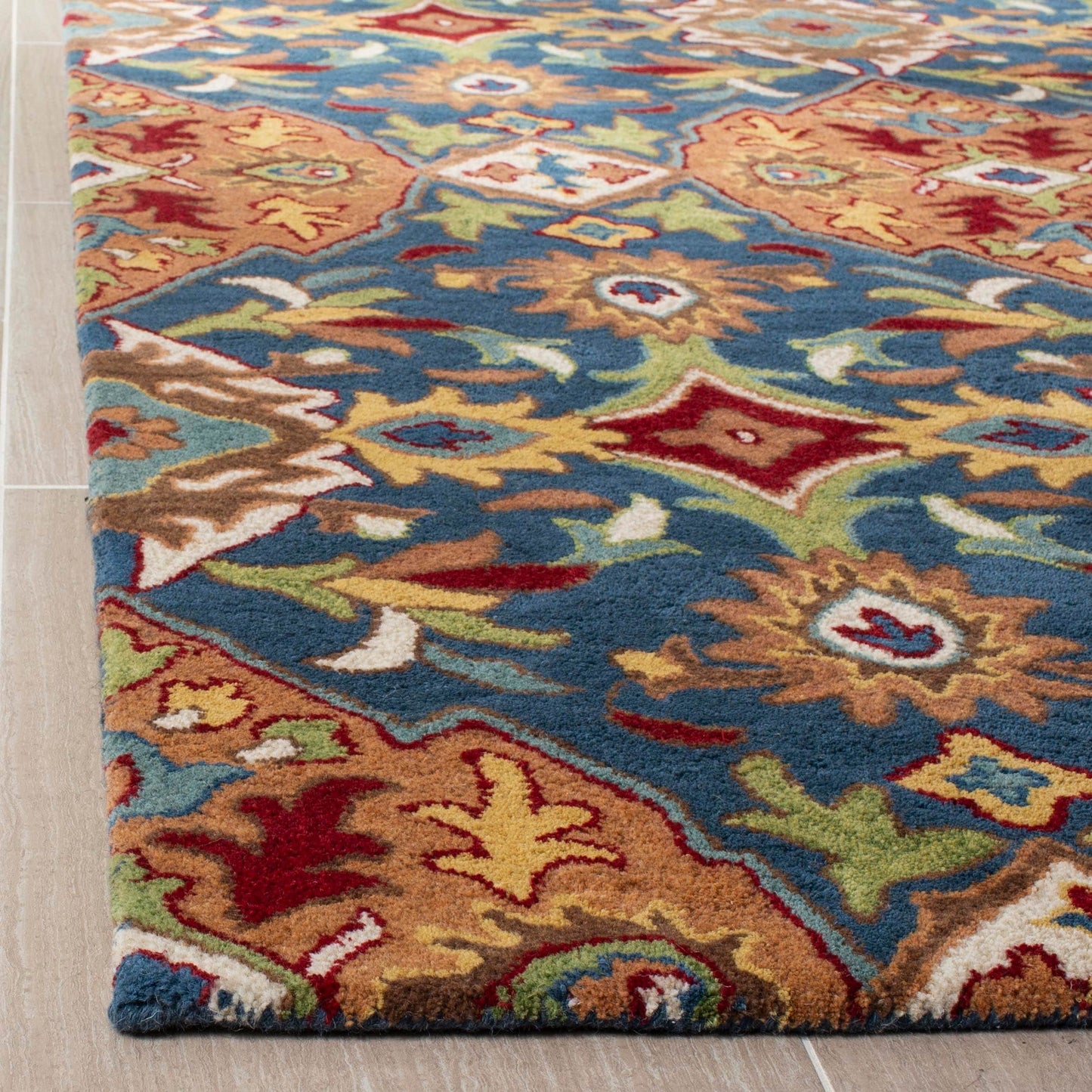 SAFAVIEH Heritage Sheena Hand-tufted Wool Area Rug