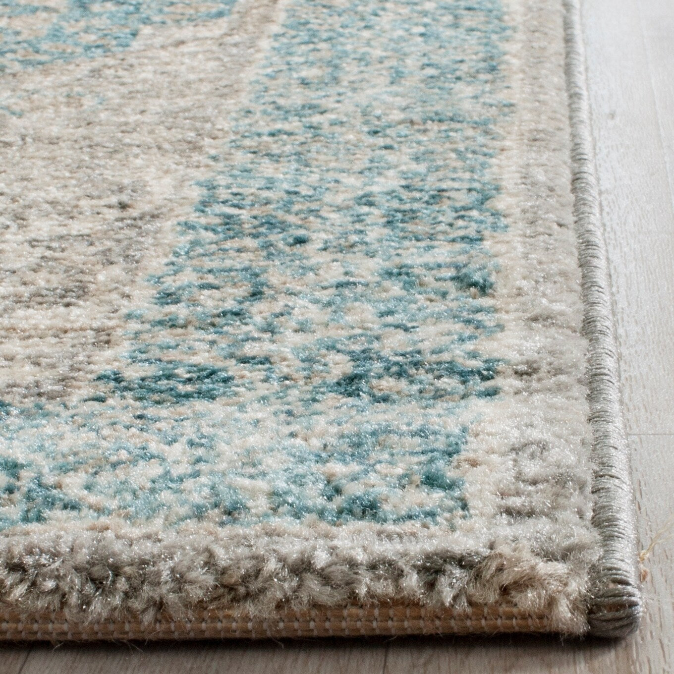 SAFAVIEH Sofia Glenna Vintage Oriental Medallion Rug