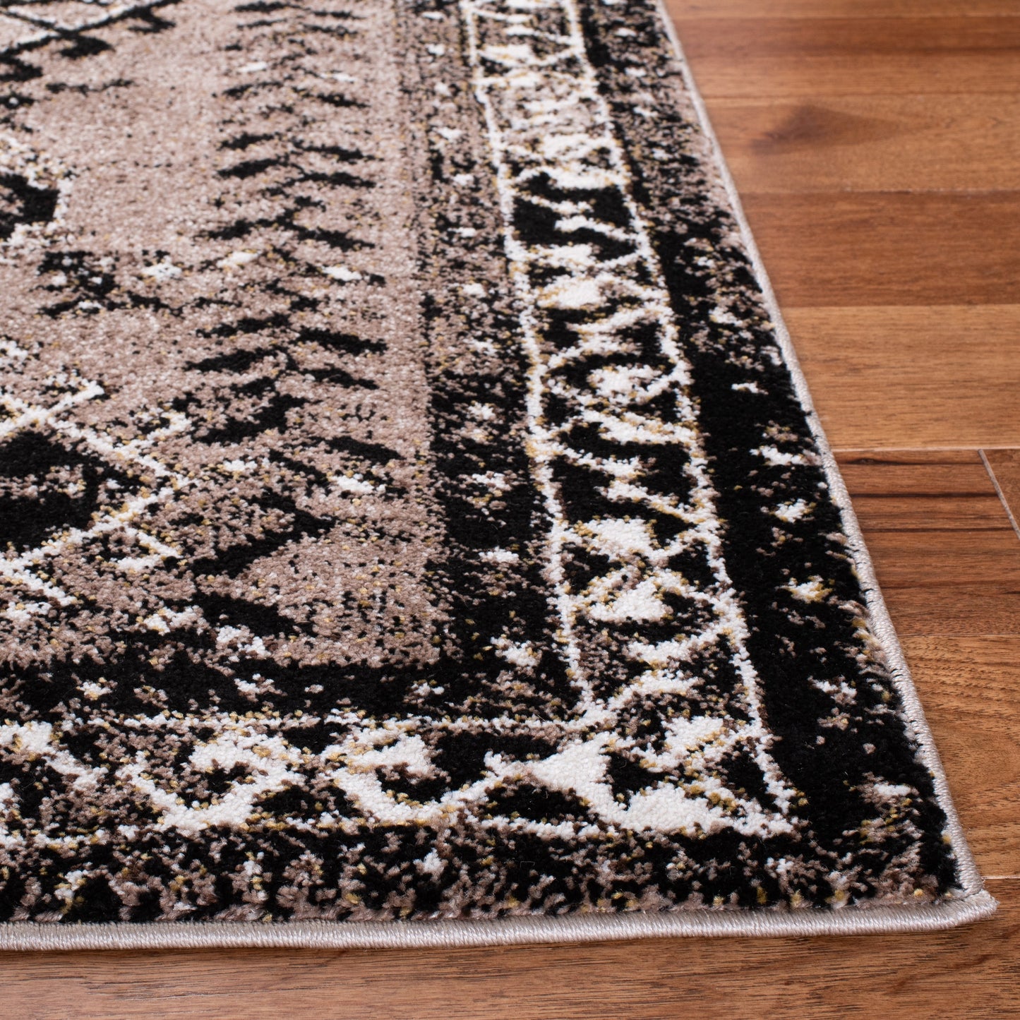 SAFAVIEH Vintage Hamadan Graine Traditional Rug