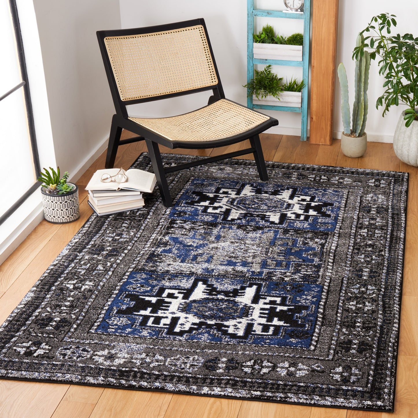 SAFAVIEH, Vintage Hamadan Lilla Oriental Distressed Rug
