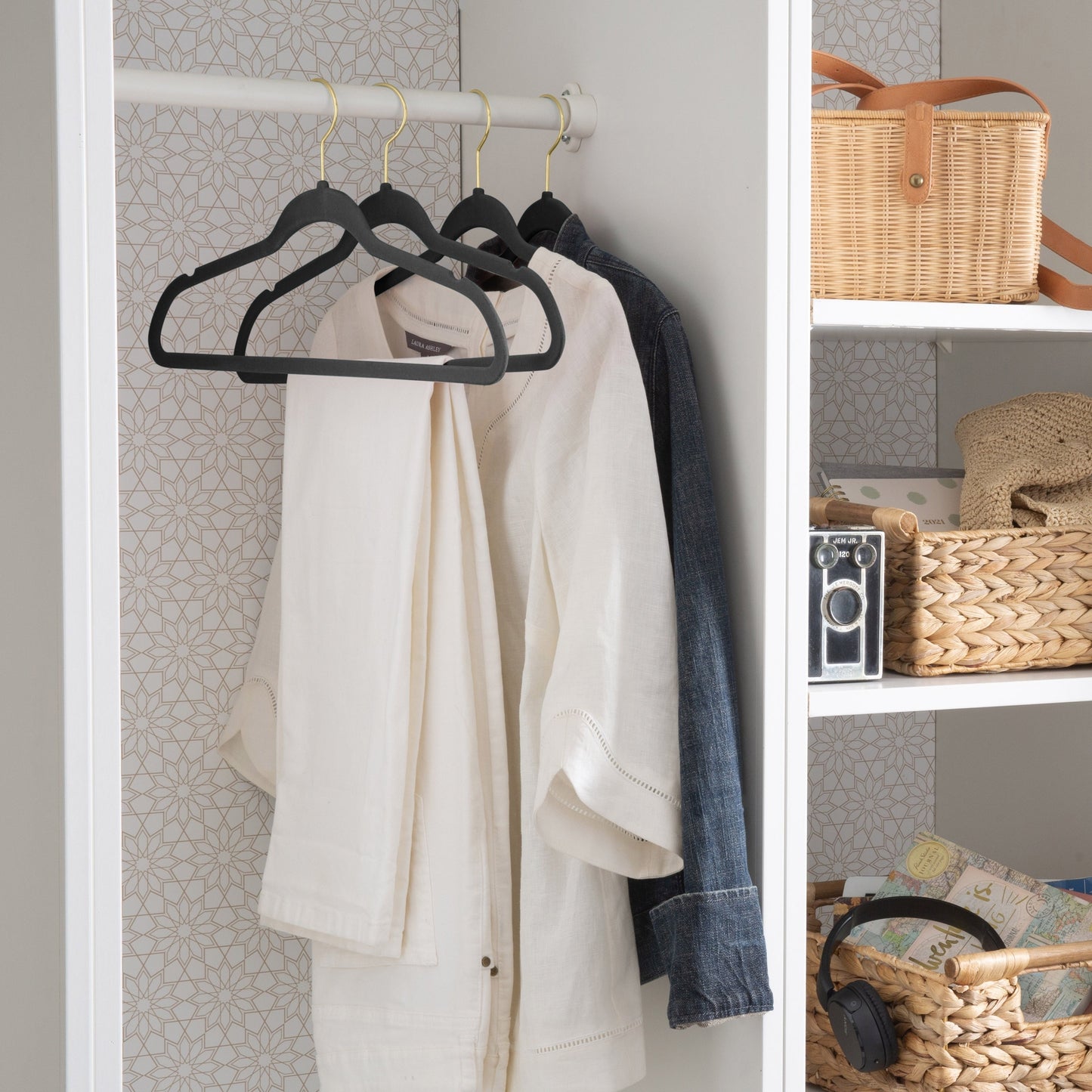 Simplify 25 Pack Slim Velvet Gold Hook Hangers - 17.7 x 9