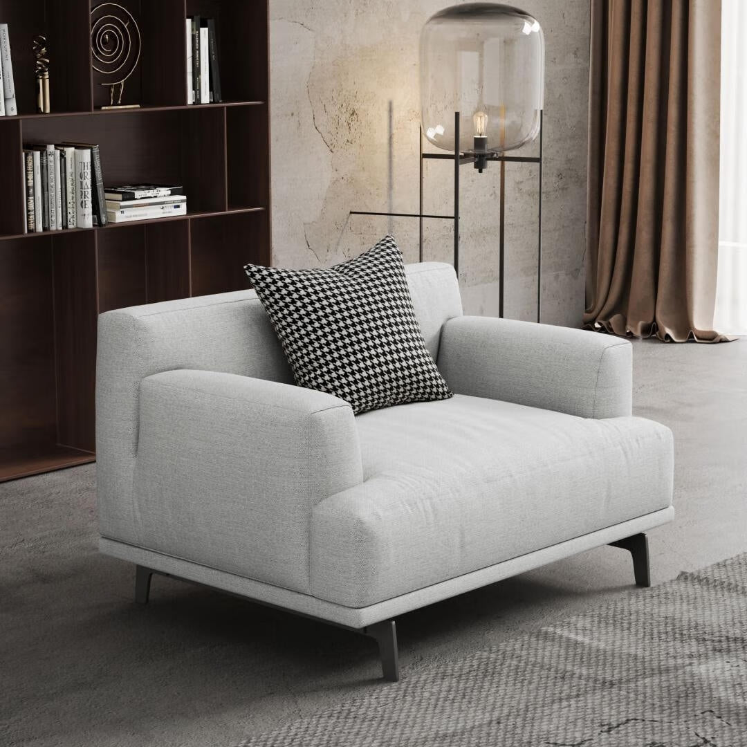 Canapé droit en tissu beige à accoudoirs carrés
