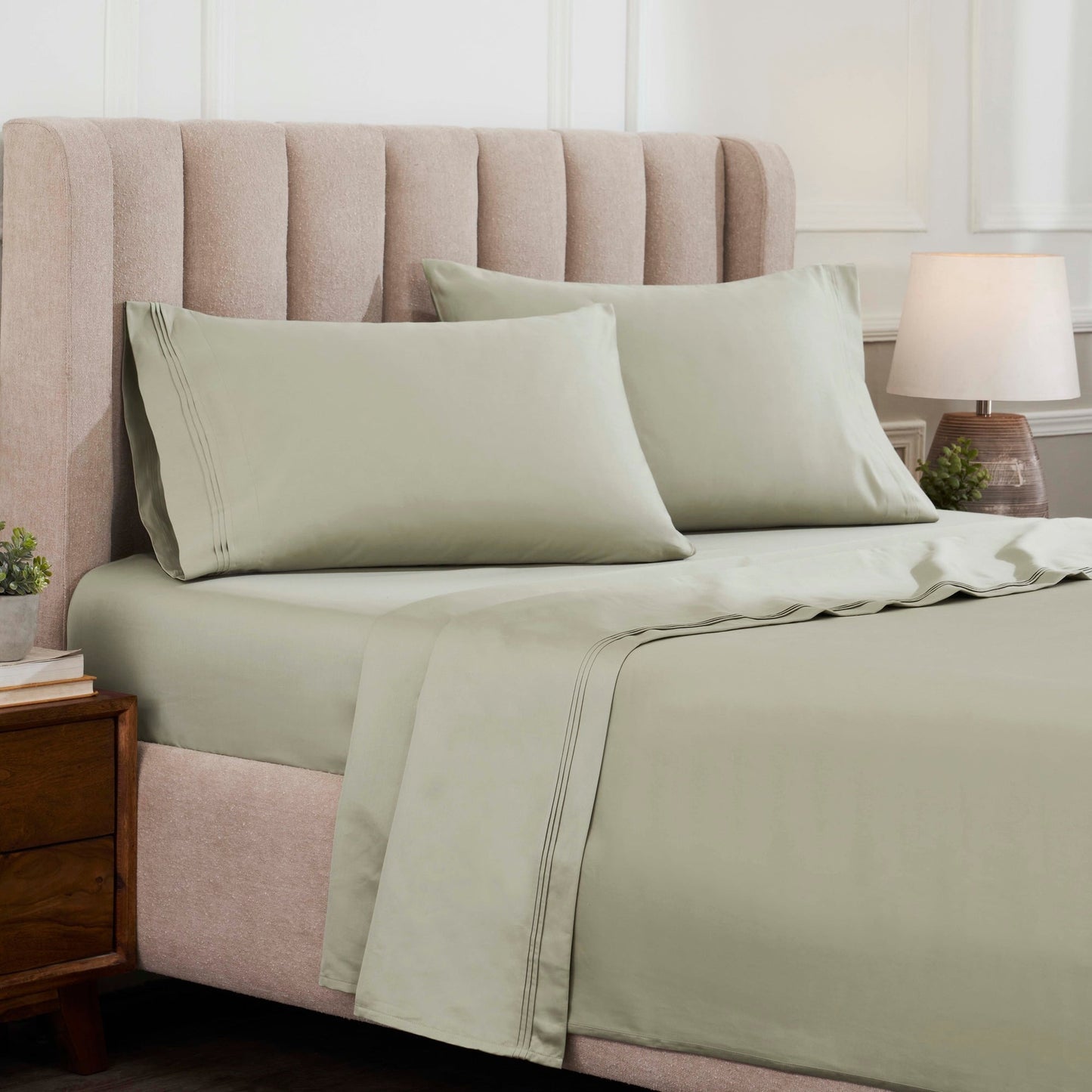 Superior Egyptian Cotton 1500 Thread Count Deep Pocket Solid Sheet Set