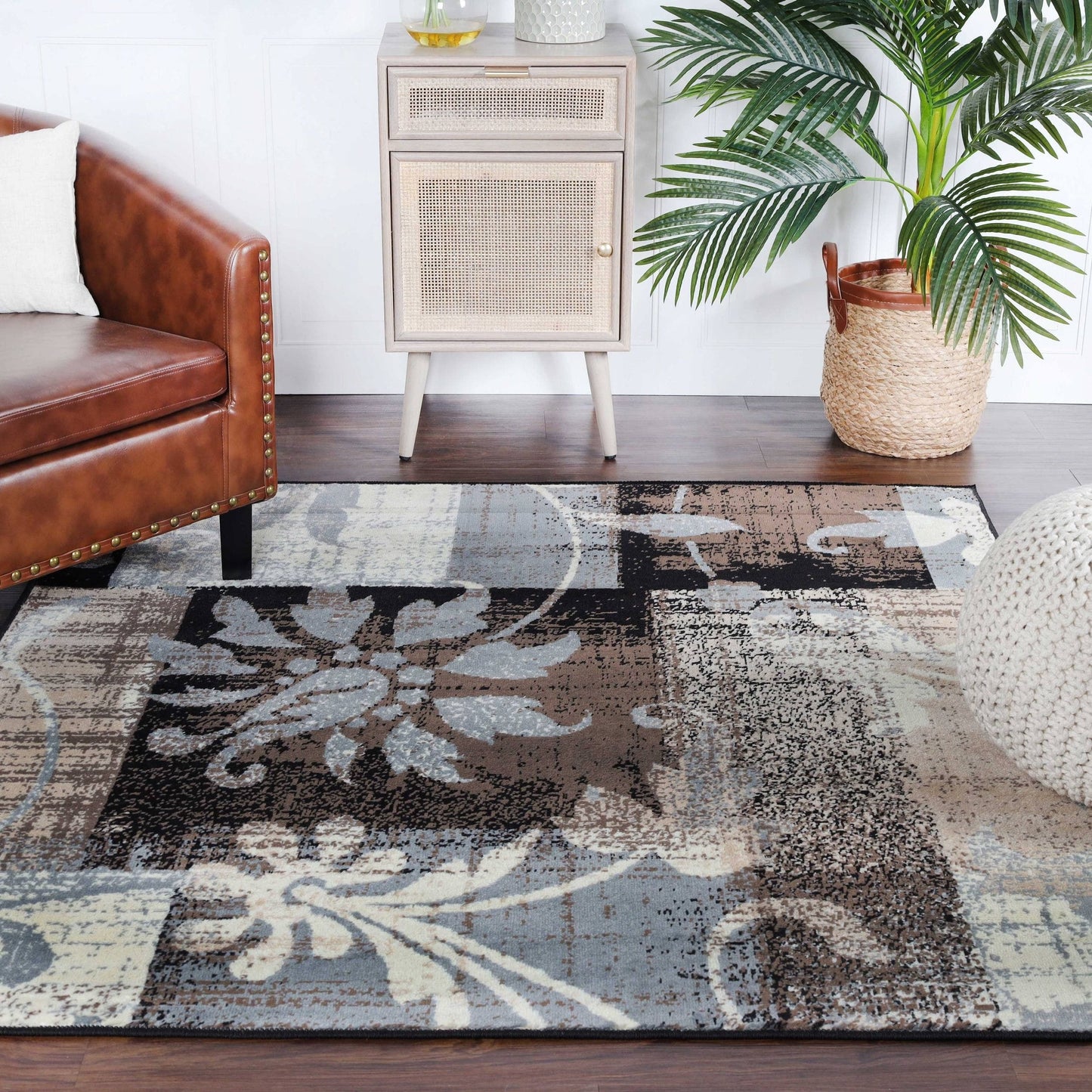 Superior Pastiche Contemporary Floral Patchwork Indoor Runner or Area Rug