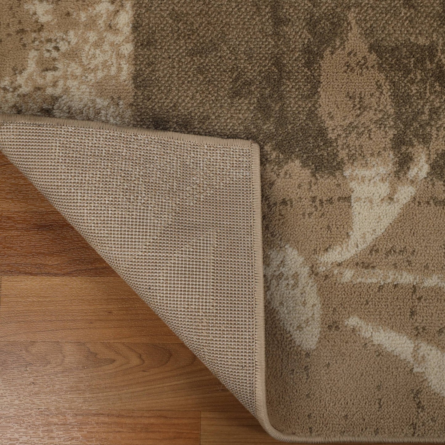 Superior Pastiche Contemporary Floral Patchwork Indoor Runner or Area Rug
