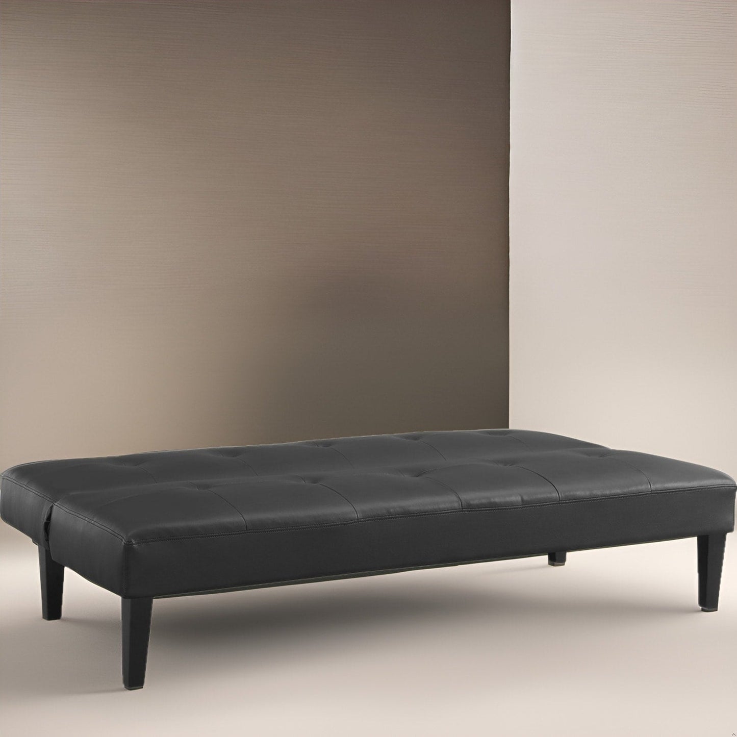 Collection ultime de canapés futons : canapé futon avec accoudoirs et porte-gobelets, canapé capitonné à boutons avec pieds en bois