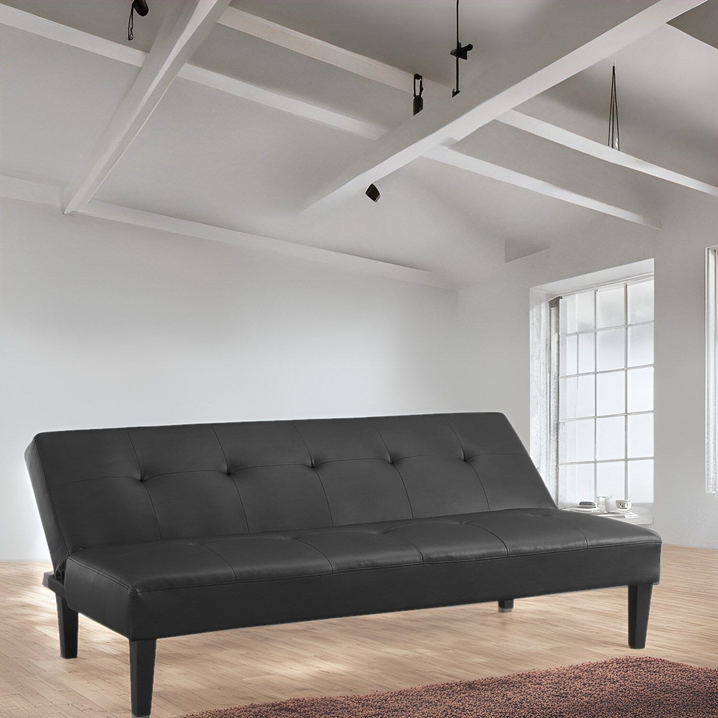 Collection ultime de canapés futons : canapé futon avec accoudoirs et porte-gobelets, canapé capitonné à boutons avec pieds en bois