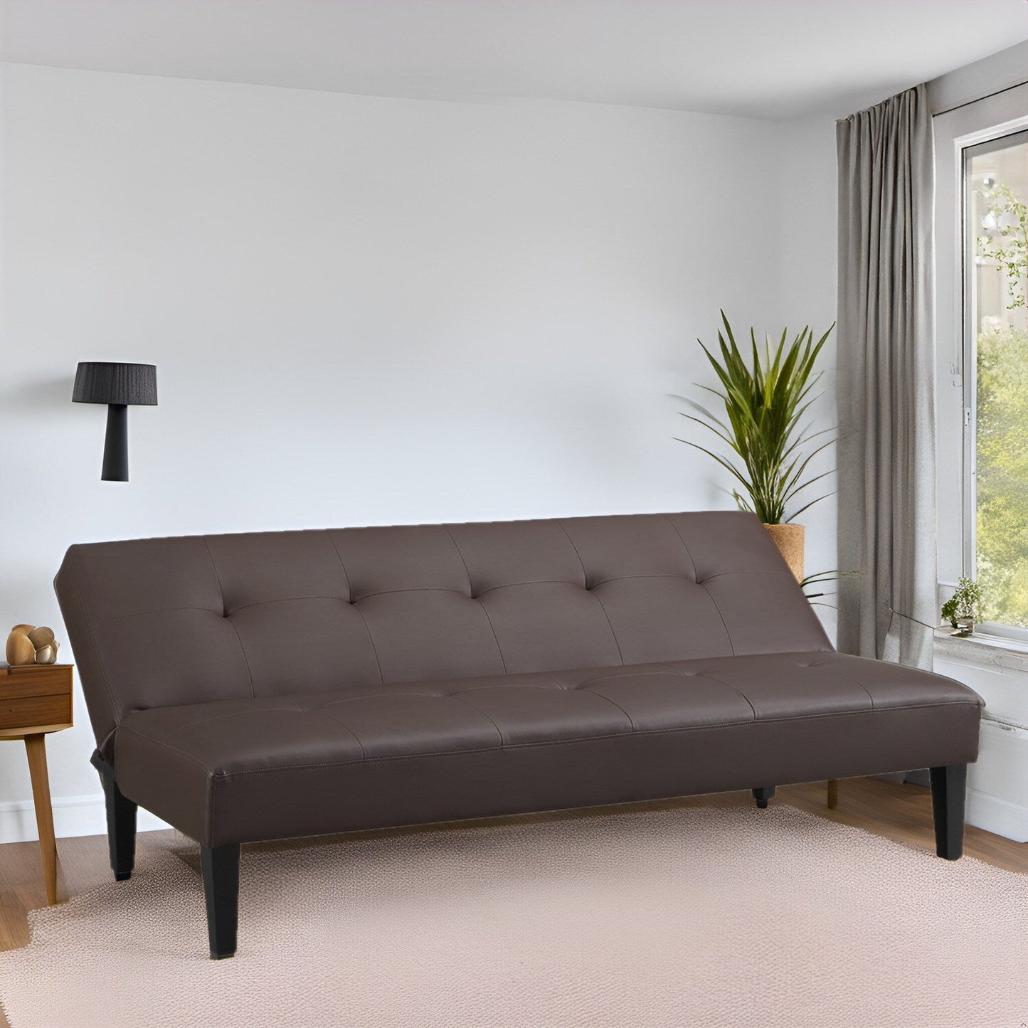 Collection ultime de canapés futons : canapé futon avec accoudoirs et porte-gobelets, canapé capitonné à boutons avec pieds en bois