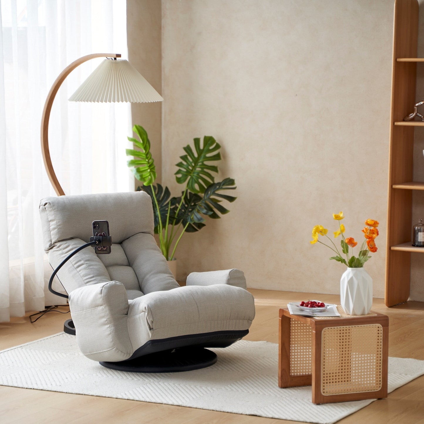 Fauteuil inclinable manuel pivotant à 360° avec support pour téléphone portable, appui-tête et dossier réglables