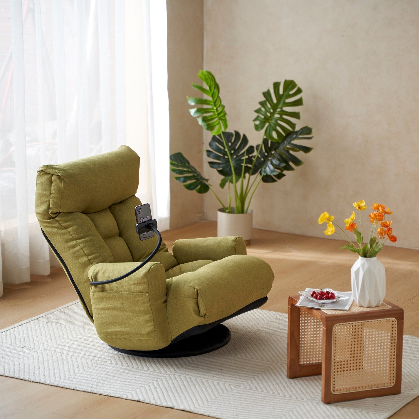 Fauteuil inclinable manuel pivotant à 360° avec support pour téléphone portable, appui-tête et dossier réglables