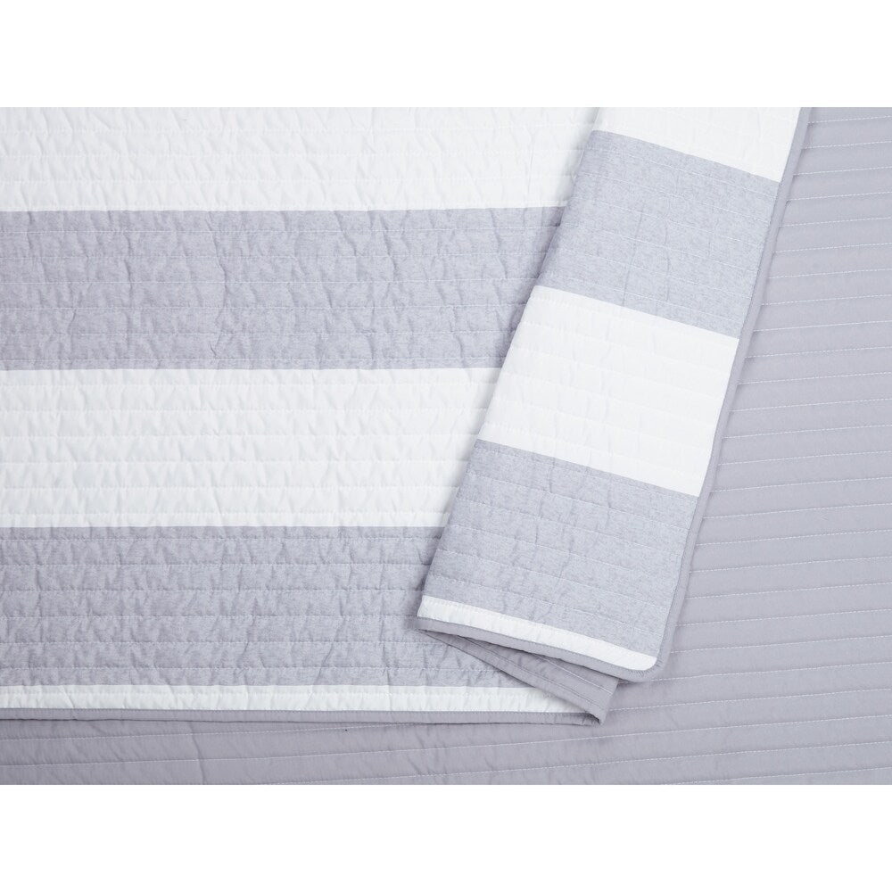 Urban Playground Lavelle Grey/White Quilt Set