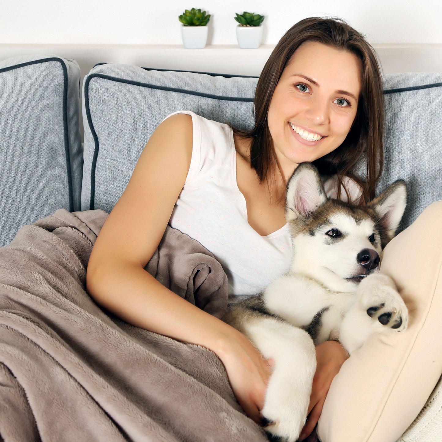 Waterproof Blanket for Dogs and Cats - Reversible Throw for Couch, Bed, or Car