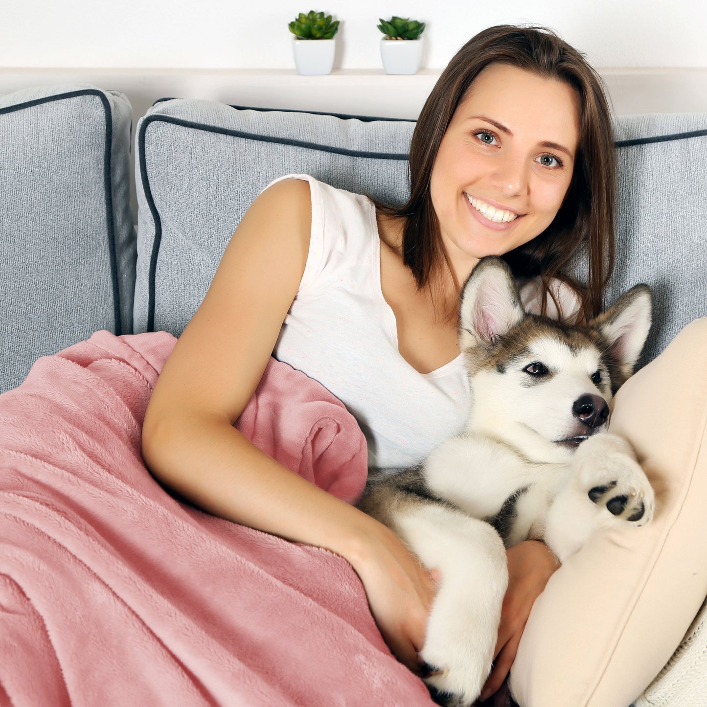 Waterproof Blanket for Dogs and Cats - Reversible Throw for Couch, Bed, or Car