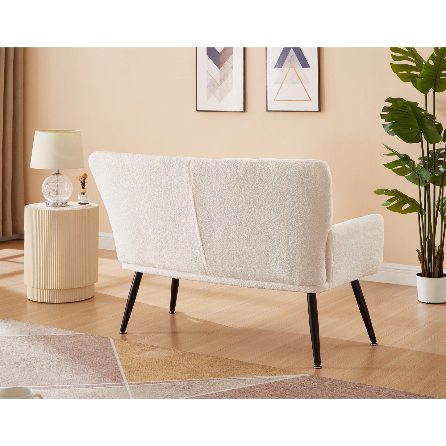 Canapé causeuse Teddy blanc 52 avec dossiers matelassés et cadre en bois dur pour le salon.