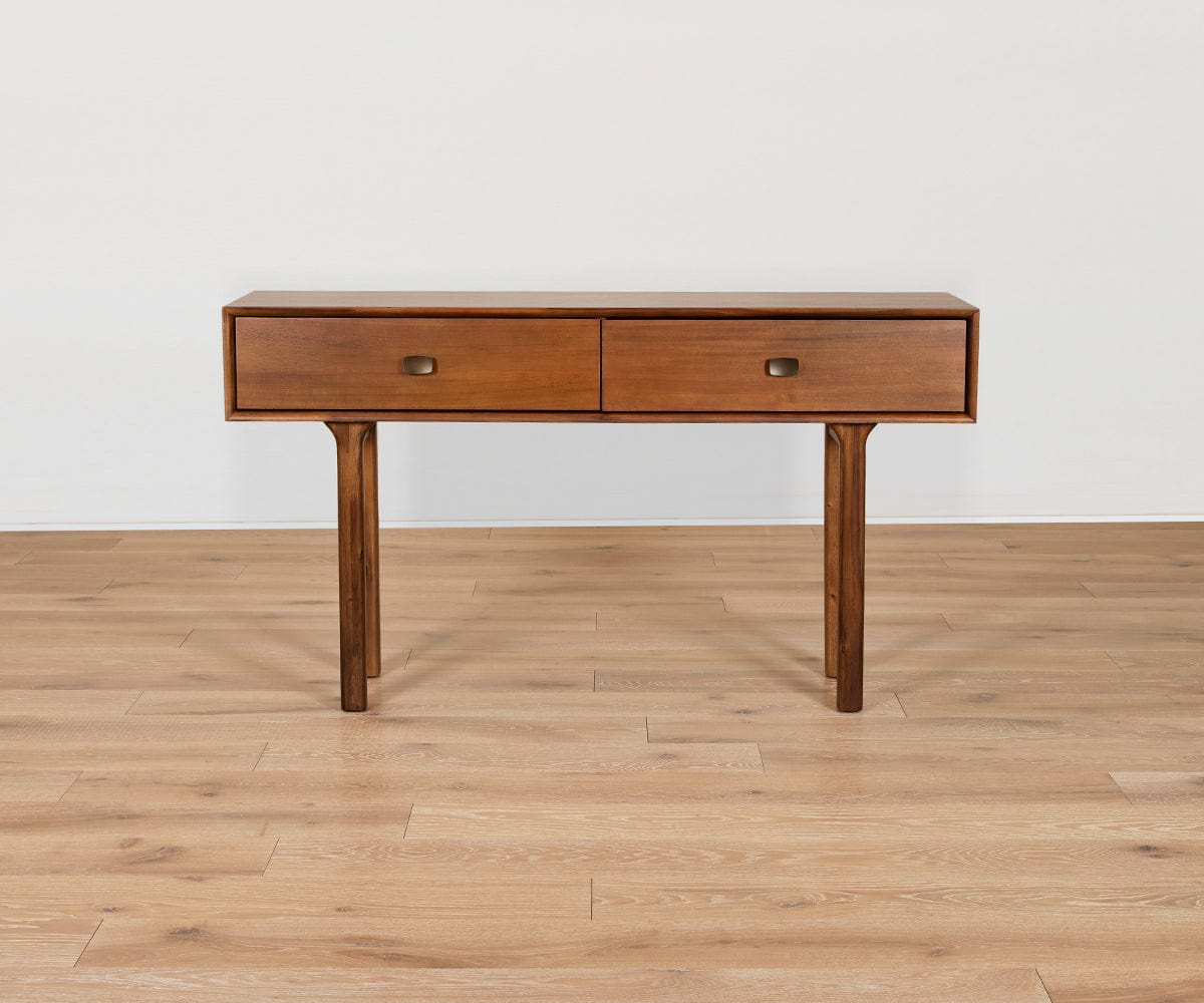 Console Leevi