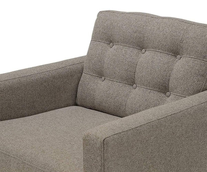 Chaise Everly