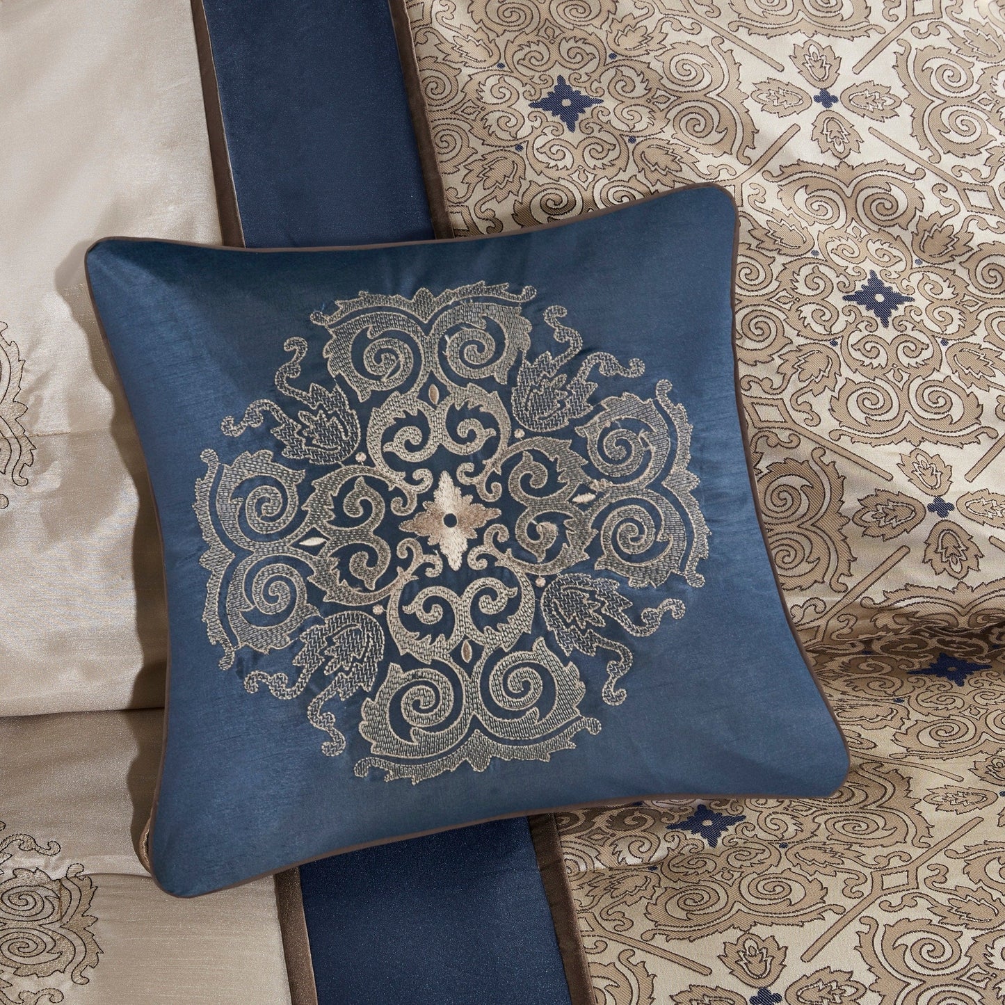 Madison Park Blaine 7 Piece Jacquard Comforter Set with Throw Pillows