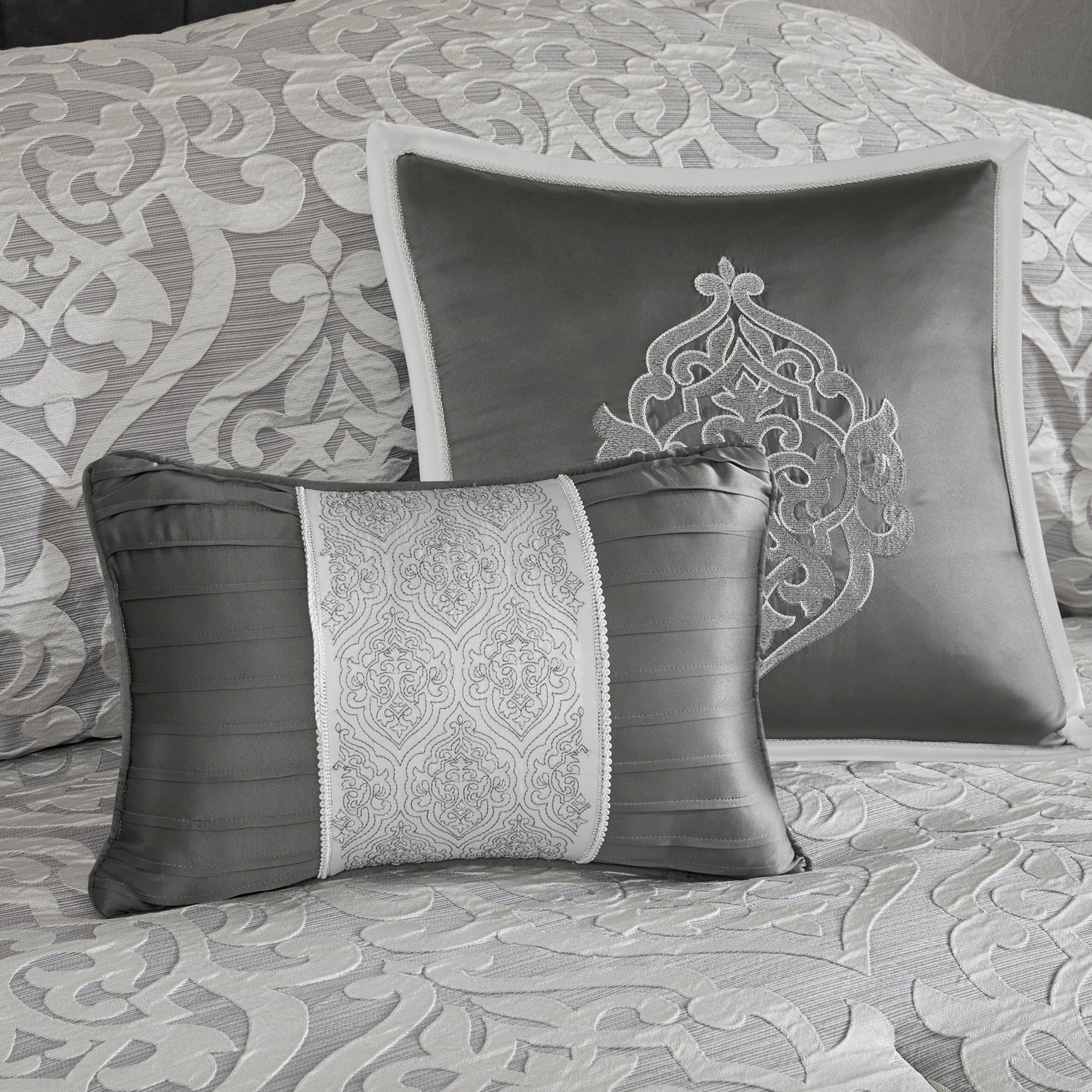 Madison Park Dillon 8 Piece Jacquard Comforter Set