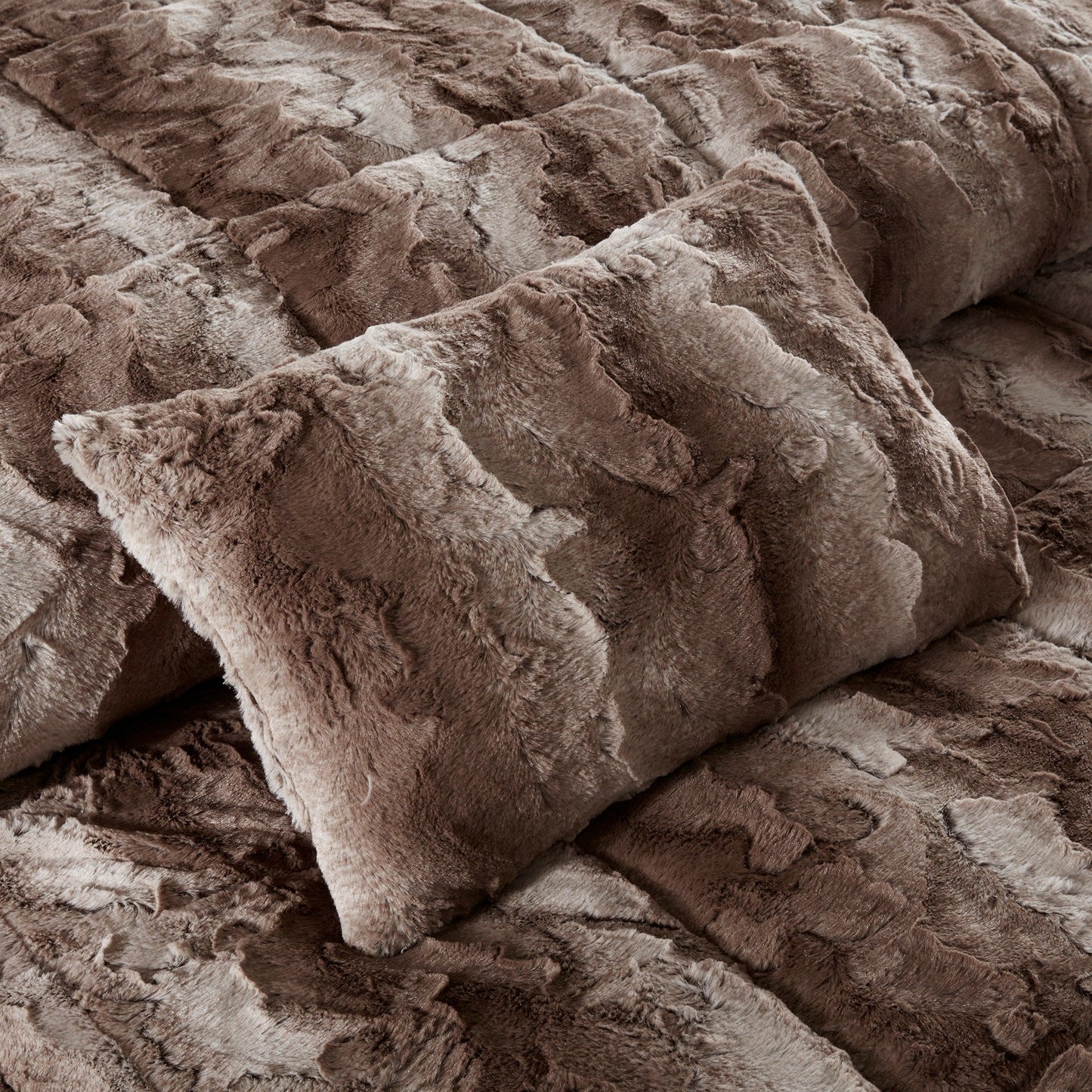Madison Park Marselle Faux Fur Comforter Set