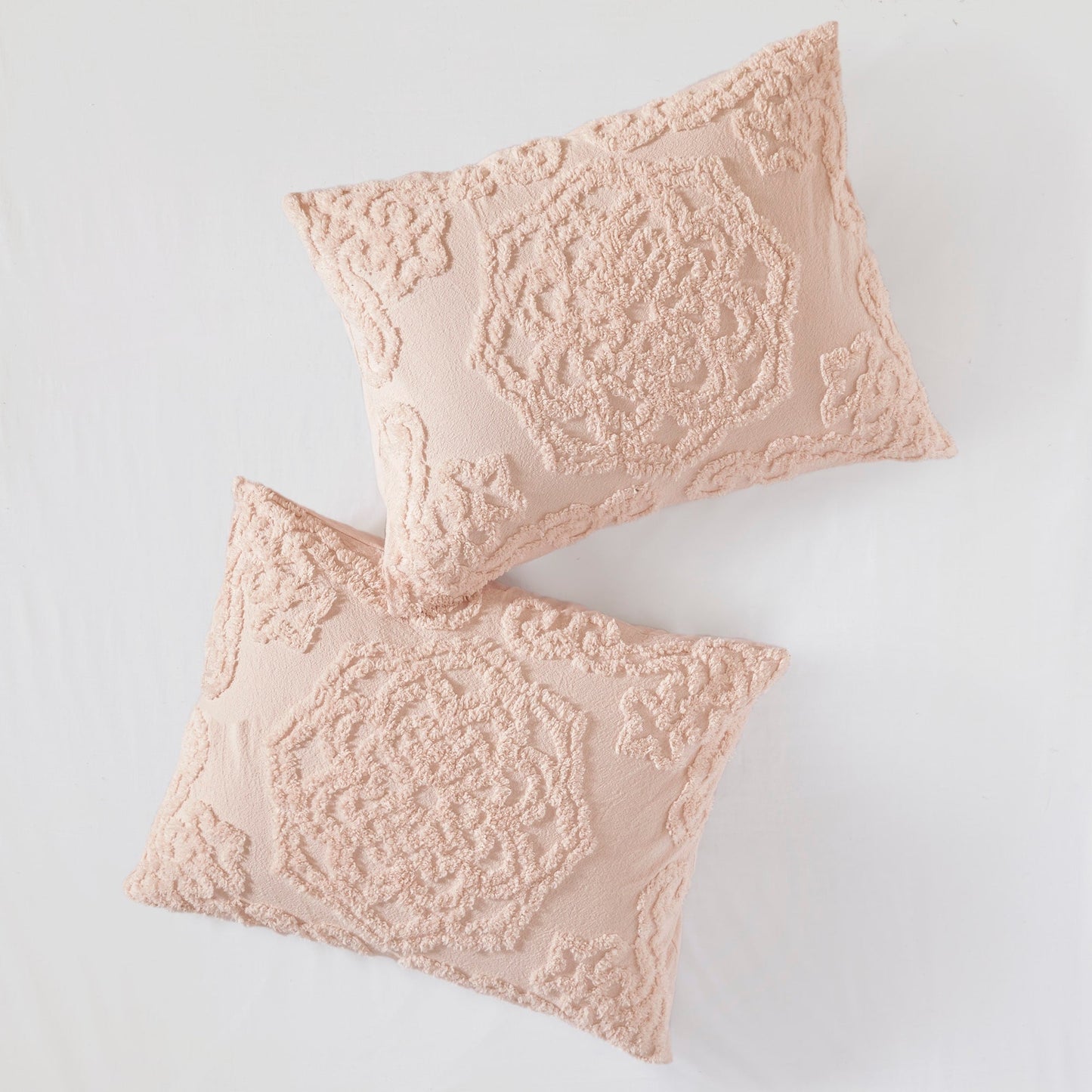 Madison Park Virginia Tufted Cotton Chenille Medallion Duvet Cover Set