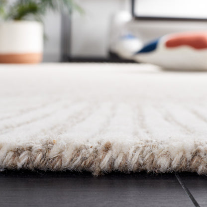 SAFAVIEH Handmade Abstract Sofoula Modern Wool Rug