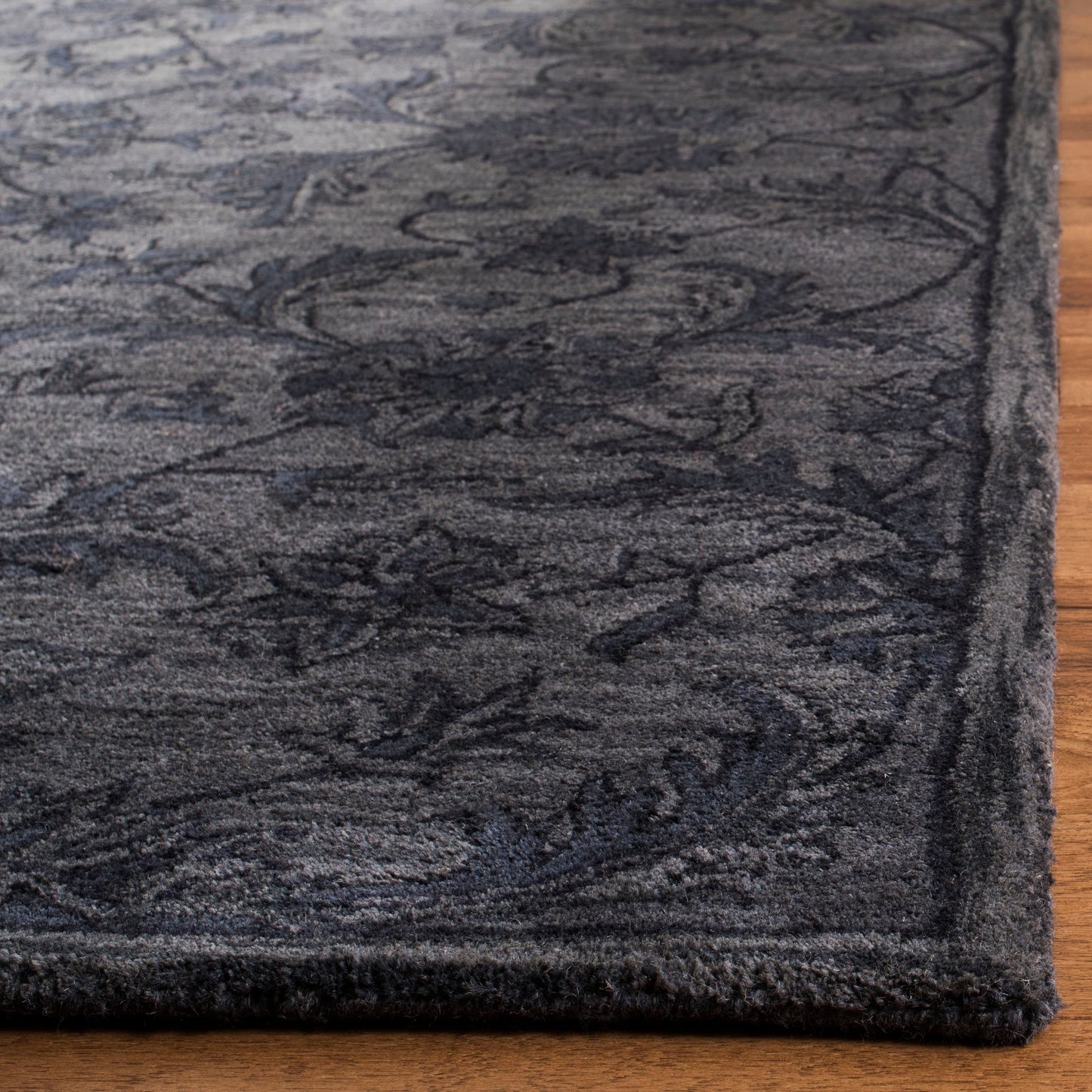 SAFAVIEH Handmade Antiquity Rukija Traditional Oriental Wool Rug