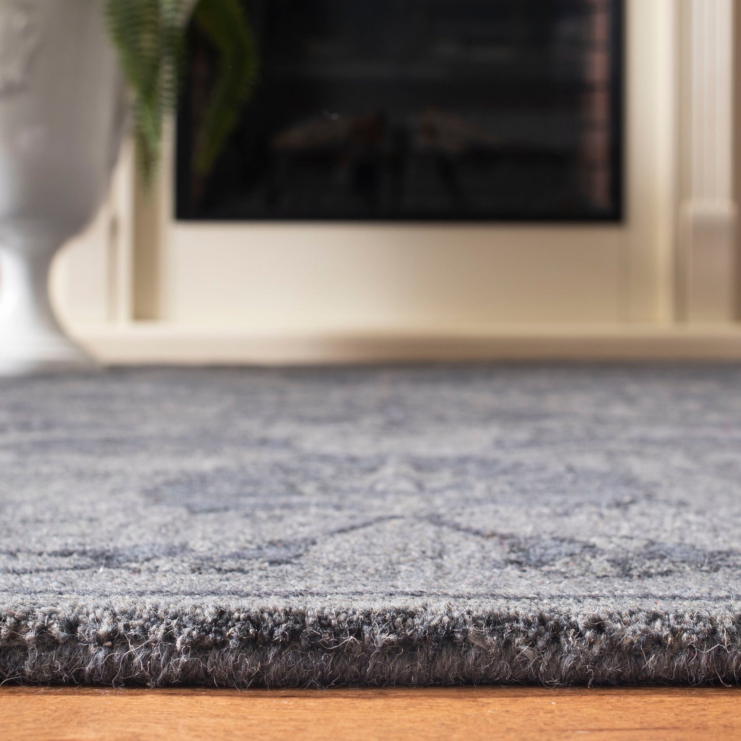 SAFAVIEH Handmade Antiquity Rukija Traditional Oriental Wool Rug