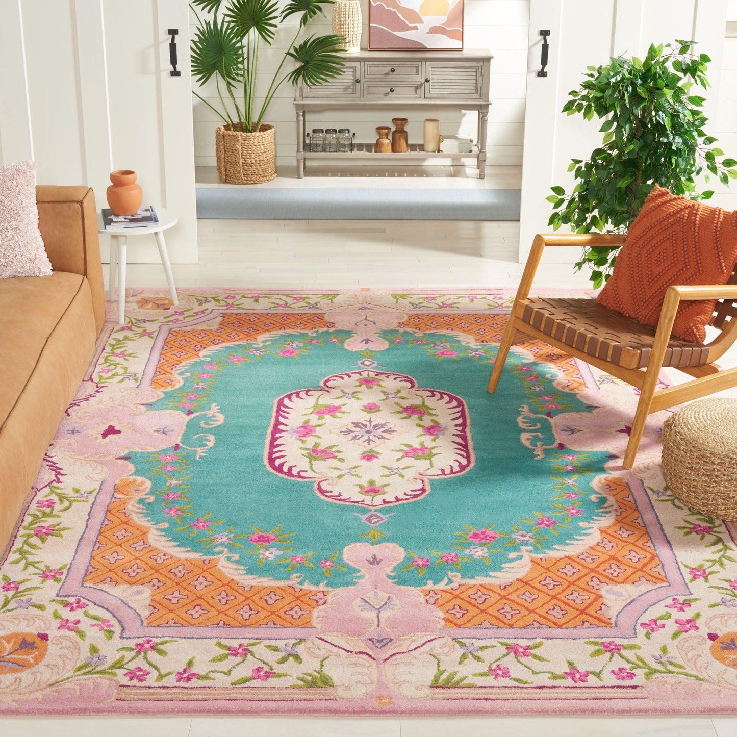SAFAVIEH Handmade Bellagio Tatevik Oriental Medallion Wool Rug