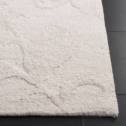 SAFAVIEH Handmade Blossom Chisato Contemporary Wool Rug