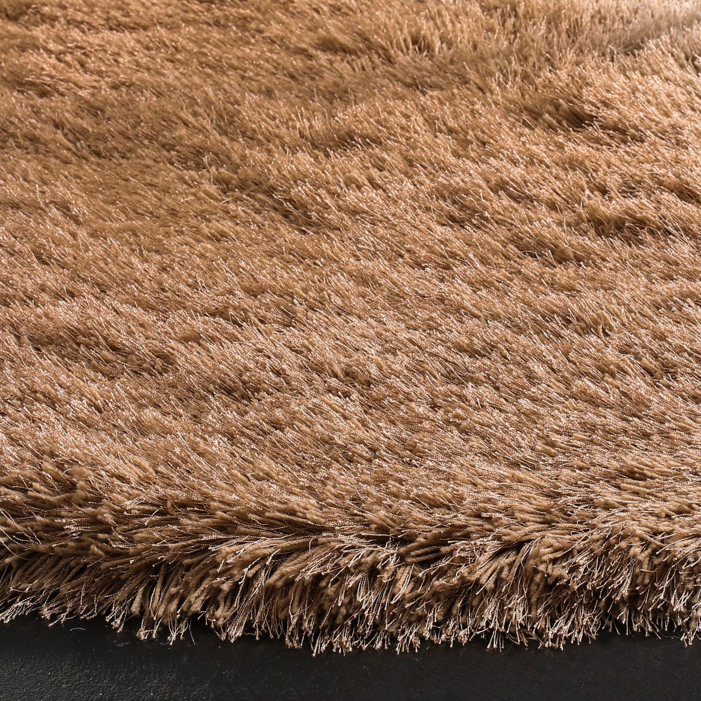SAFAVIEH Handmade Fiona Shag Djenka 3-inch Thick Rug