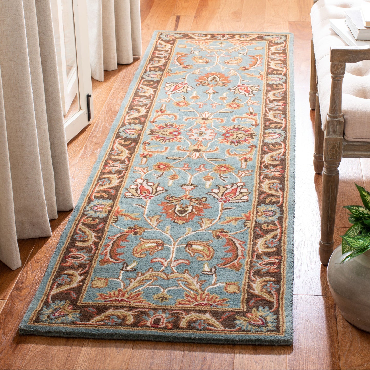 SAFAVIEH Handmade Heritage Full Bloom Traditional Oriental Wool Rug