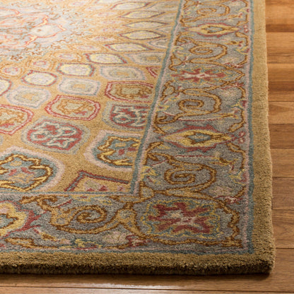 SAFAVIEH Handmade Heritage Wayfarer Traditional Oriental Wool Rug