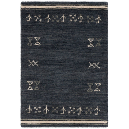 SAFAVIEH Handmade Himalaya Arusha Wool Rug