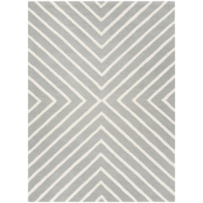 SAFAVIEH Handmade Kids Brionna Wool Rug