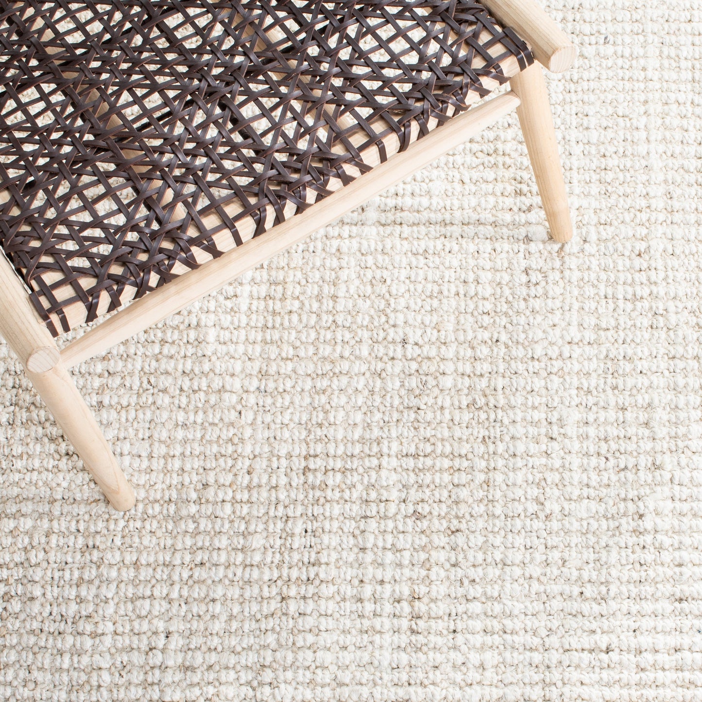 SAFAVIEH Handmade Natural Fiber Myla Jute Rug