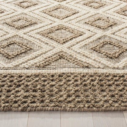 SAFAVIEH Handmade Vermont Shonna Wool Rug