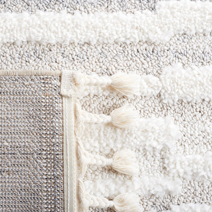 SAFAVIEH Moroccan Tassel Shag Eftimia 2-inch Thick Rug