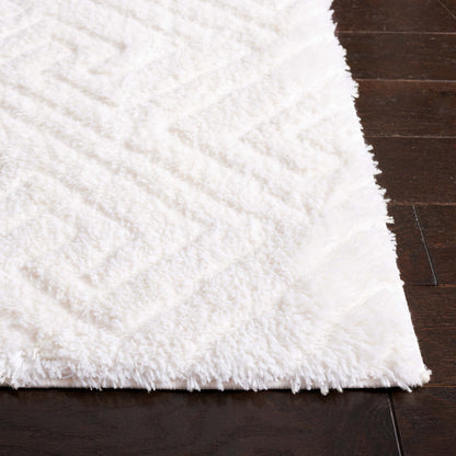SAFAVIEH Tahoe Shag Lisjana Geometric 1.2-inch Thick Rug