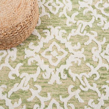SAFAVIEH, Handmade Blossom Vesela Modern Floral Wool Rug