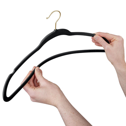 Simplify 25 Pack Slim Velvet Gold Hook Hangers - 17.7 x 9