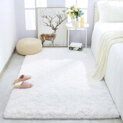 Soft Indoor Area Rug Modern Fluffy Home Carpet - 4' x 5.3'