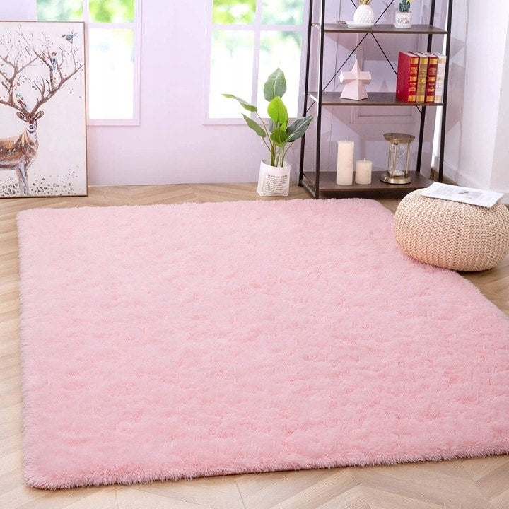 Soft Indoor Area Rug Modern Fluffy Home Carpet - 4' x 5.3'