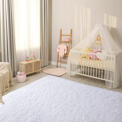 Soft Indoor Area Rug Modern Fluffy Home Carpet - 4' x 5.3'