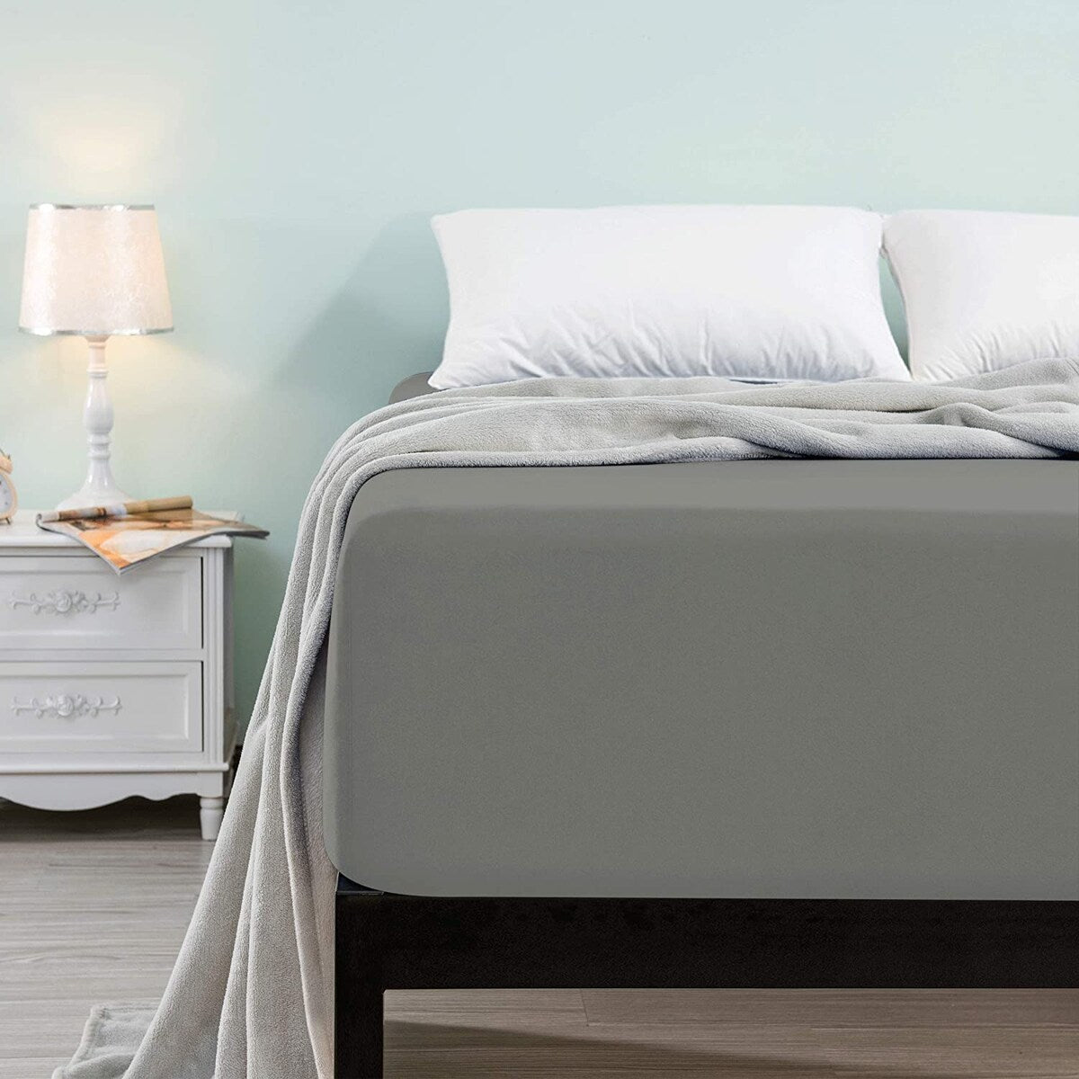 Subrtex Premium Microfiber 15-inch Deep Pocket Fitted Sheet