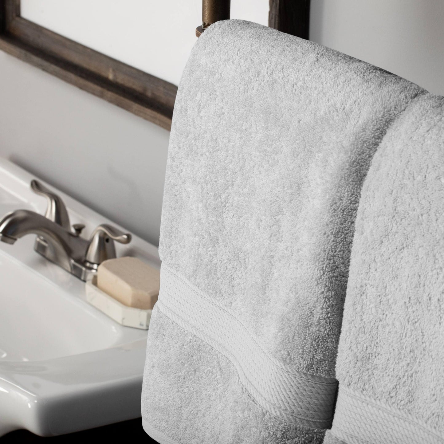 Superior Egyptian Cotton Pile Heavyweight Bath Towel Set of 2