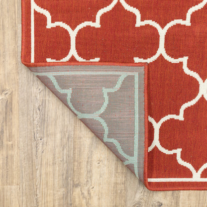 Vista Home Martinique Off-White/Brick Red Lattice Indoor/Outdoor Rug.